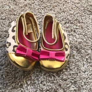 Infant shoes